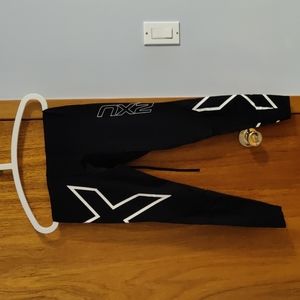 2XU running tights 28"
